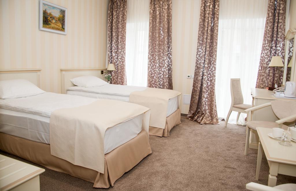 Pletnevskiy Inn Kharkiv Eksteriør billede